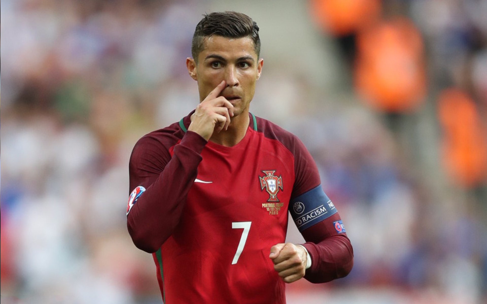 德国女子4x400米接力队在决赛中获得第七名，德国女子4x100米接力