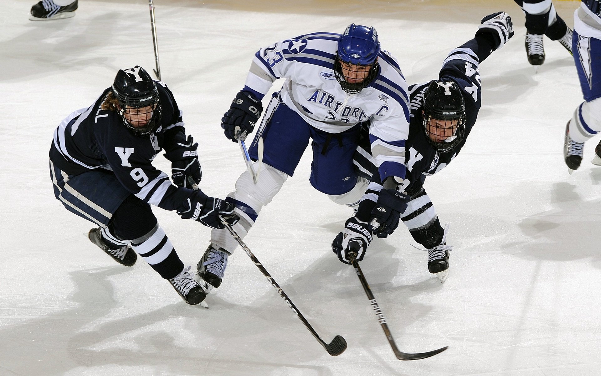 独行侠内外结合,力克来访之师